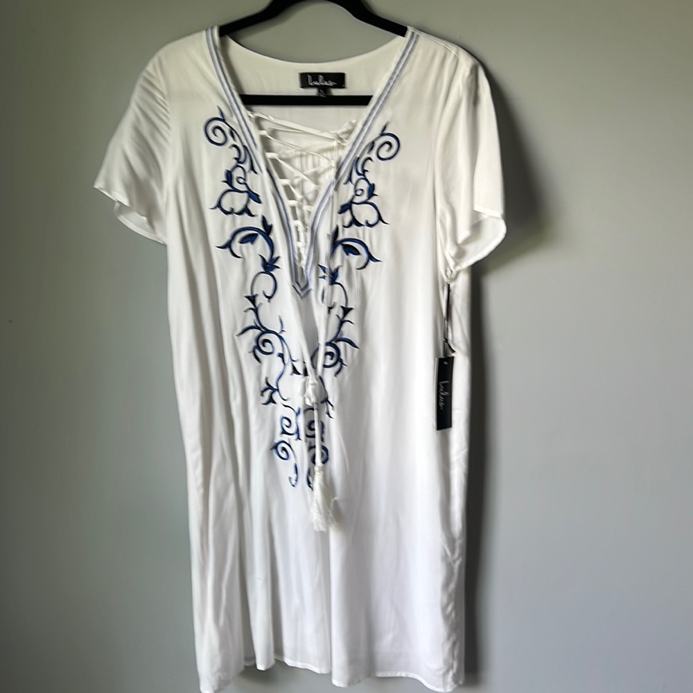 Lulus white shift dress